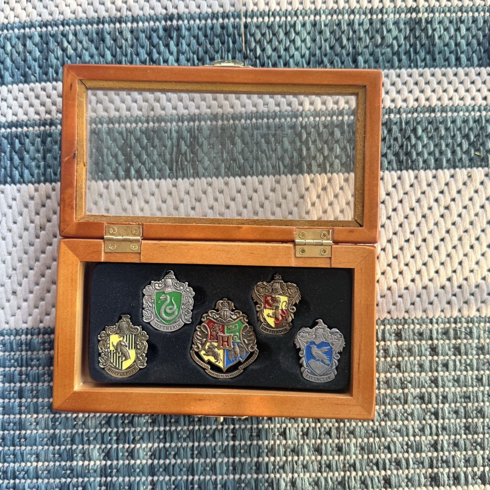 Hogwarts House Pins by The Noble Collection -Hand-Enamelled Hou